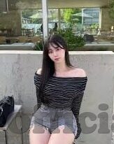 邻居人妻虫虫漫画网-邻居人妻的秘密花园，虫虫漫画网的多维视角